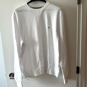 Tommy Hilfiger sweater size large
